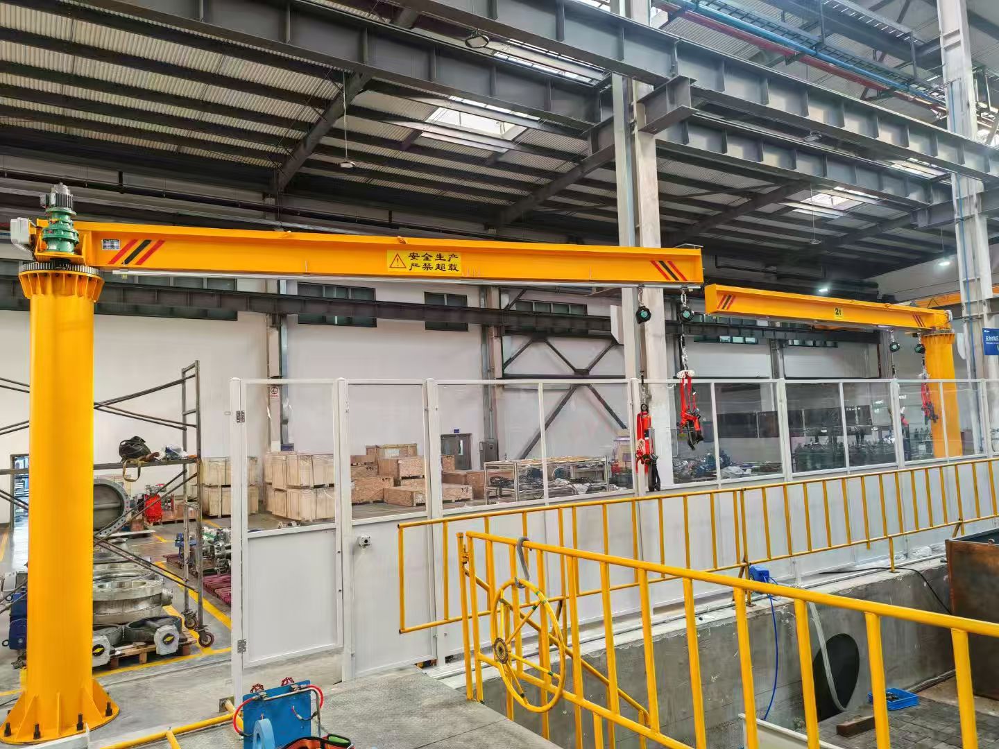 BZ定柱式悬臂吊起重机